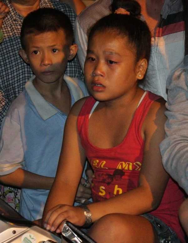 Một em chơi chung nhóm kể lại thời điểm bảy bạn được người lạ chở đi.