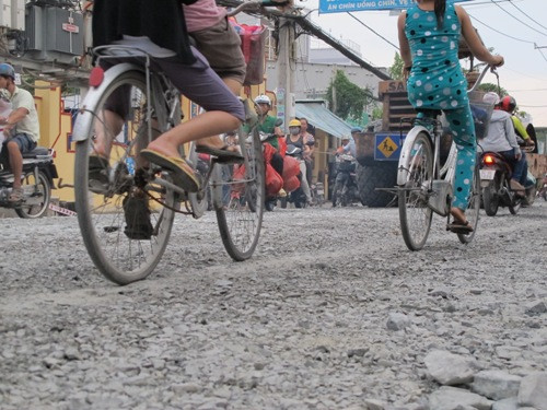 tai nạn, bé gái bị cán chết