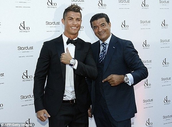 Ronaldo vừa có buổi giao lưu cùng Jacob Arabo, người sáng lập ra hãng đồng hồ này tại Monte Carlo.