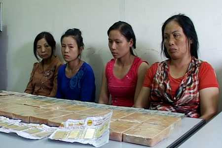 Rủ con dâu và bà thông gia buôn ma túy