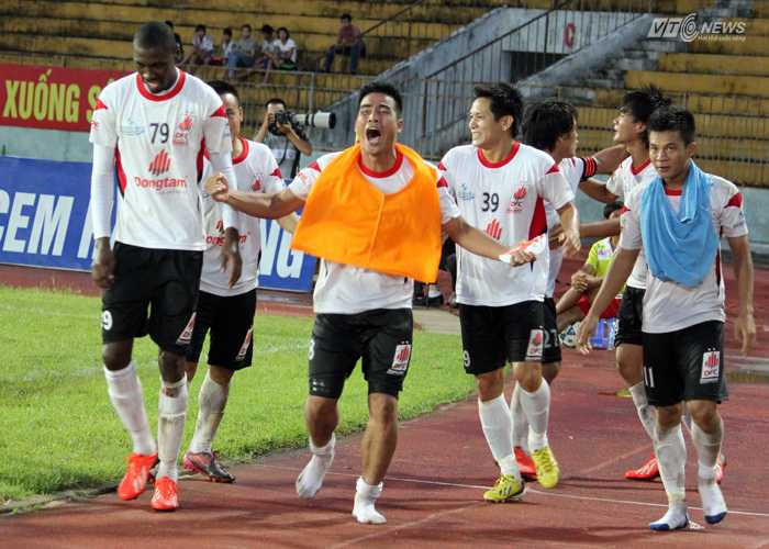 Niềm vui chiến thắng của ĐTLA