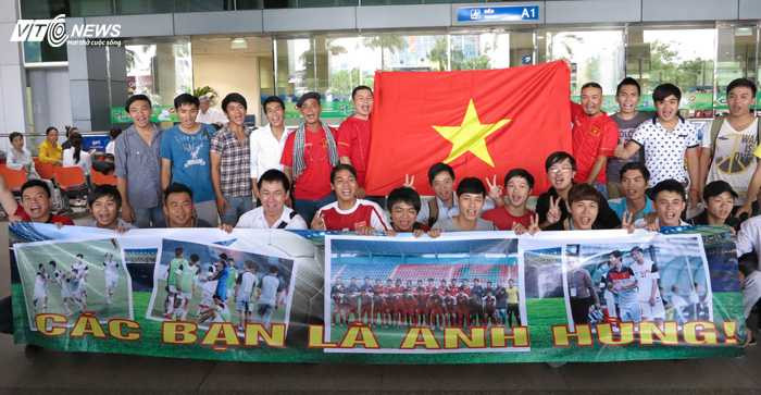 Người hâm mộ VN cần nhiều hơn những màn trình diễn đẹp mắt như thế