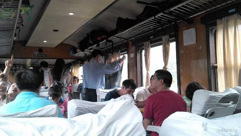 sạt lở đất, yên bái, kẹt tàu, chậm giờ, hà nội - lào cai, ga ngòi hóp