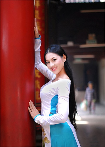 Tin: Nguyễn Hoàng