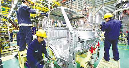 lắp ráp <a href='https://vtcnews.vn/oto-xe-may.31.0.html' >xe ô tô</a>