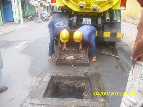 lương khủng, công nhân công ty thoát nước đô thị