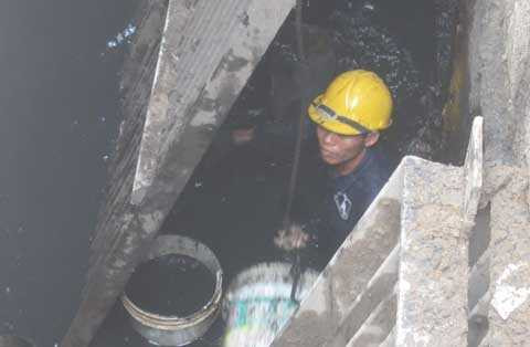 lương khủng, công ích, thoát nước, lợi nhuận, ngân sách