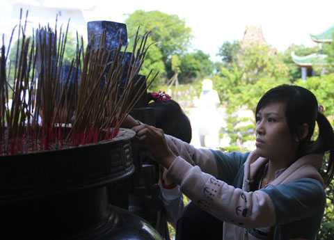 Đà Nẵng, thi ĐH, tuyển sinh, thí sinh, sĩ tử, cầu nguyện, lên chùa