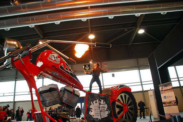 Siêu môtô và màn trình diễn ấn tượng tại triển lãm Motor Bike Expo, tổ chức tại Verona, Italia năm 2012 