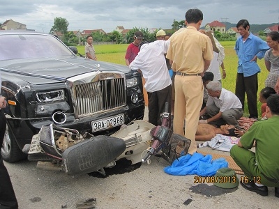 siêu xe, rolls - royce, tử vong, đâm chết người, đại gia phố núi, hương khê, hà tĩnh, gây tai nạn