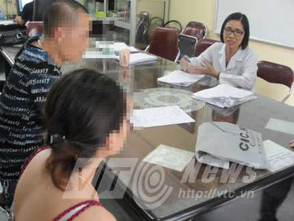 Sinh con lai Pháp bị Down, mẹ ân hận không sàng lọc