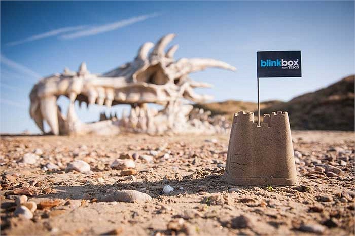 Nó được sử dụng trong cảnh phim mà nhân vật chính phát hiện ra một chiếc sọ rồng trong ngục tối của vị vua tại “thủ đô của Vương quốc thứ Bảy”.