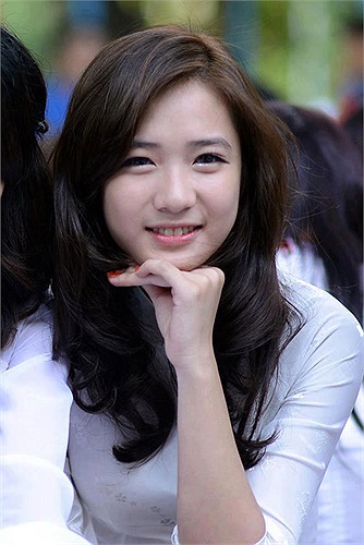 Vì vậy, với điểm số 22,5 nhiều bạn bè đã vào chúc mừng và tin tưởng chắc chắn Trâm Anh sẽ đỗ đại học