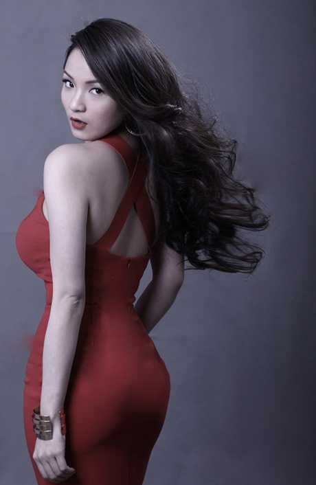 Thủy Top - một trong những hotgirl mà Việt Trung từng làm stylist.