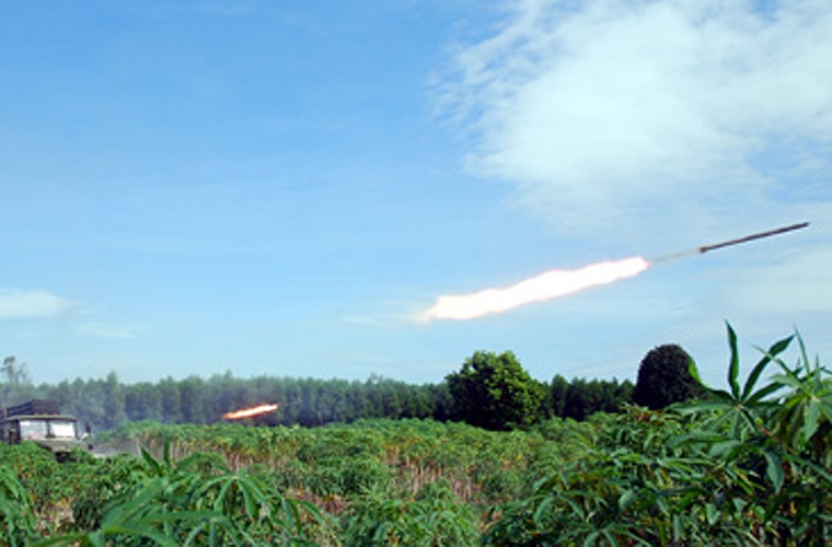 BM-21 Grad có khả năng bắn nhiều loại đạn: đạn nổ phân mảnh, đạn chống tăng, đạn khói, đạn chống tăng chứa đạn con. Nguồn: Báo QĐND