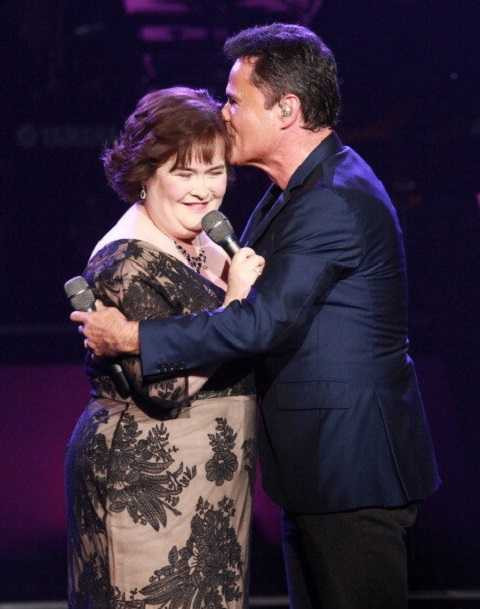 Susan biểu diễn cùng thần tượng Donny Osmond
