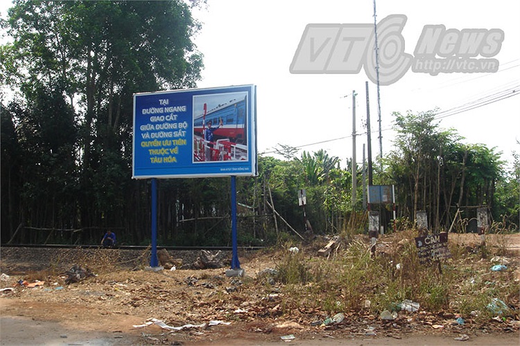 Ưu tiên nơi giao nhau dành cho tàu hỏa