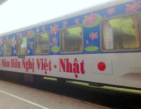 đoàn tàu hữu nghị Việt Nhật