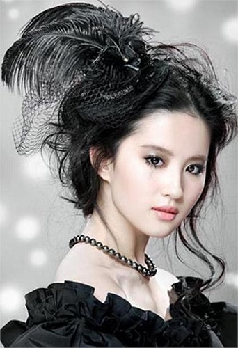 Hình tượng trong sáng, thuần khiết đã khiến Lưu Diệc Phi khán giả ưu ái gọi với tên ‘thần tiên tỷ tỷ’ hay ‘công chúa pha lê’.