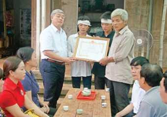 thanh hóa, bằng khen, trần hữu hiệp, chìm tàu, cứu người