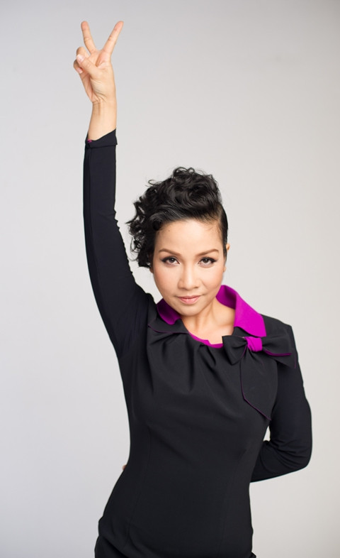 Huấn luyện viên Giọng hát Việt 2013 Mỹ Linh