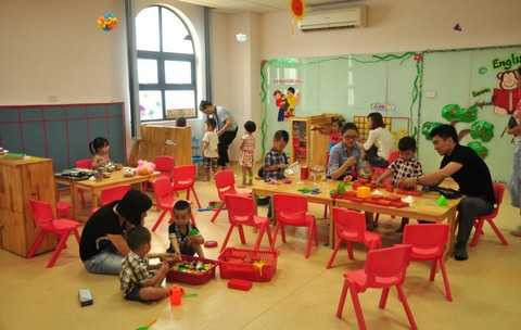 Theo chân bé đến Vinschool ngày hè