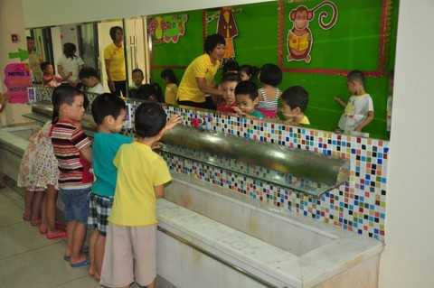 Theo chân bé đến Vinschool ngày hè