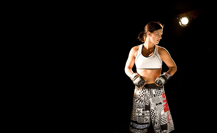 Carano bắt đầu sự nghiệp võ thuật của mình ở môn Muay Thái. Sau khi đạt được kỷ lục 12-1-1 ở thể loại quyền này, Carano nhận được một lời mời đề nghị tham gia MMA đầu tiên tại Nevada. 