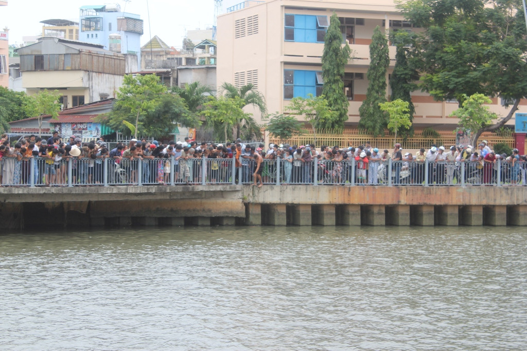 TP.HCM, Phát hiện, quận 1, xác chết, Nhiêu Lộc- Thi Nghè, Hoàng Sa