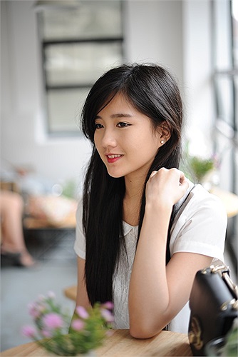 Điều đặc biệt, Kiều Trinh biết 3 thứ tiếng ngoại quốc là Anh, Hoa, Pháp.