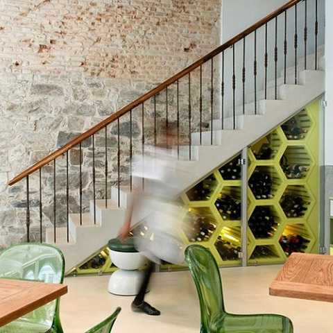 Thiết kế tủ cầu thang thông minh, hữu ích