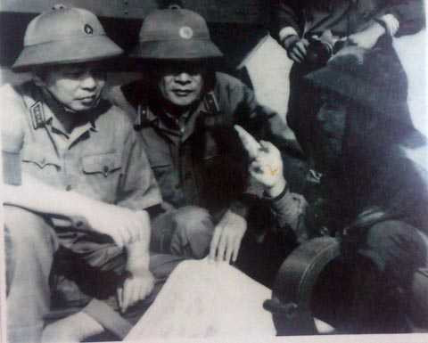 Đại tướng Võ Nguyên Giáp, thiếu tướng Mai Năng, Binh chủng Đặc công, Hải Phòng, Sân bay Cát Bi