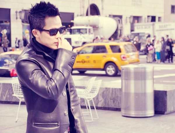 Vũ Khắc Tiệp là tín đồ của hàng hiệu.