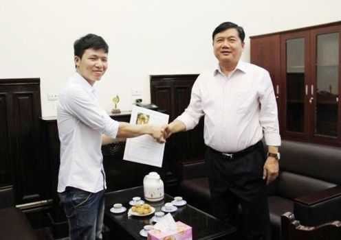 Bộ trưởng GTVT Đinh La Thăng quyết định nhận thủ khoa La Văn Ngọ về làm việc tại Viện Khoa học Công nghệ GTVT