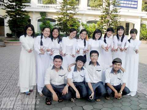 thủ khoa Phan Thị Hồng Hải