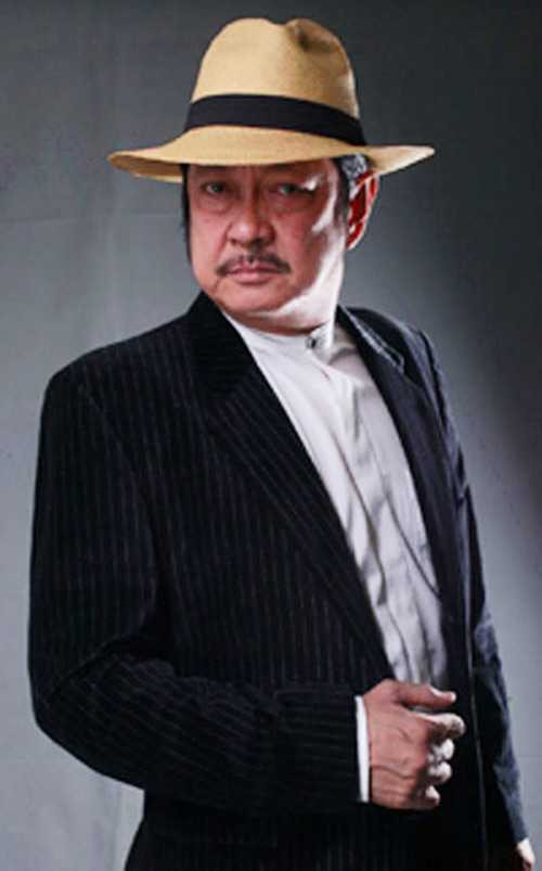 Ván bài lật ngửa