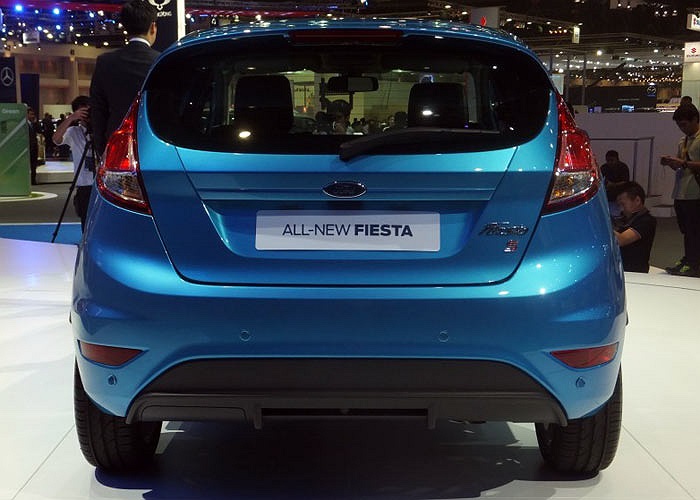 Động cơ này được đánh giá có mức tiêu thụ nhiên liệu thấp hơn động cơ hiện tại tới 20% trong khi vẫn có hiệu suất hoạt động cao. Thời điểm ra mắt Fiesat Ecoboost chưa được công bố nhưng có thể sẽ vào quý I năm 2014. 