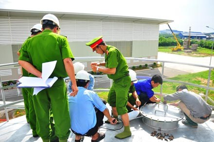 ngạt khí, tử vong, bể dầu cá, công ty CP, công ty IDI, giám đốc, nhân viên