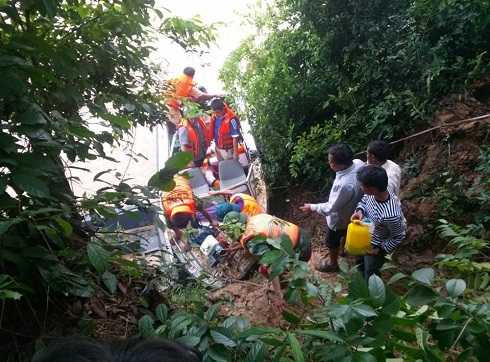 đập Khe Ang, ba đờ xốc, Innova, tìm kiếm, 5 nạn nhân