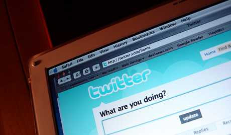 Tin giả vụ Triều Tiên phóng tên lửa, Nhật hoảng loạn