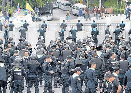 Thái Lan biểu tình