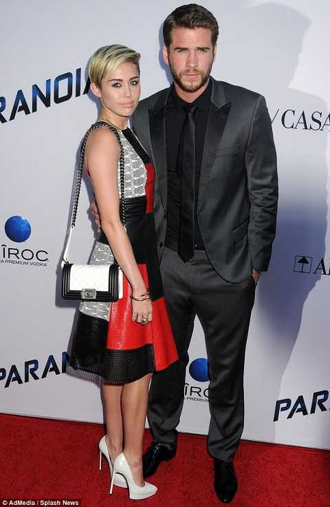 Miley Cyrus - Liam Hemsworth