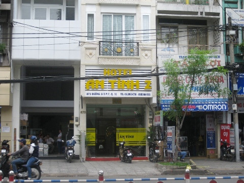 TP.HCM, tự tử, nghi can, cô gái, phòng trọ, quận 2, quận 11