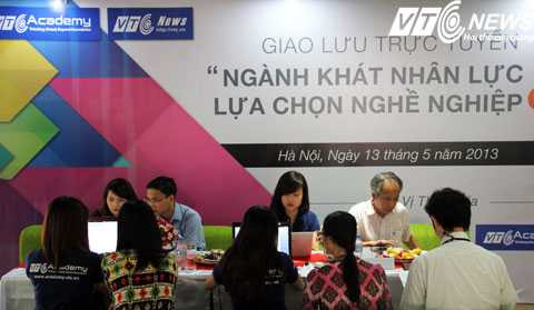 Giao lưu với VTC Academy