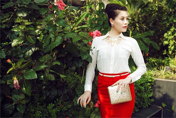 Bên cạnh sự nghiệp bước trên sàn catwalk, cô nàng này còn lấn sân sang lĩnh vực ca nhạc và điện ảnh.