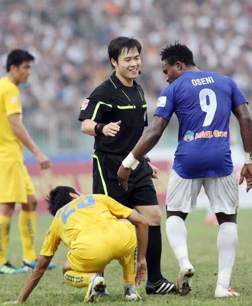 Trọng tài chính Đinh Hải Dương