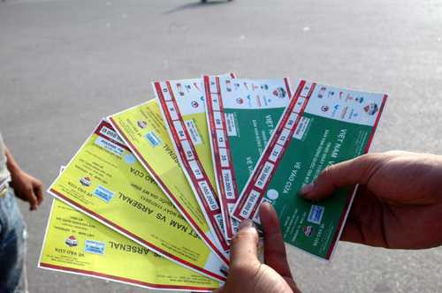 Các loại vé trận giao hữu Việt Nam – Arsenal.