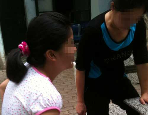 Nứ sinh tâm thần