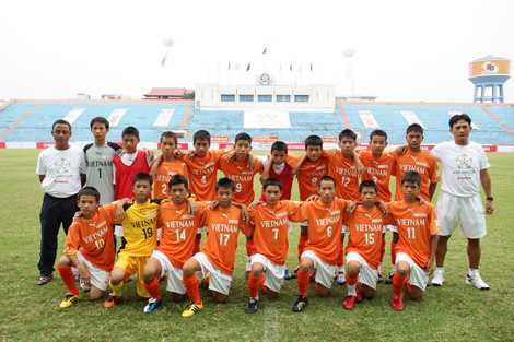 U13 VN có thêm sân chơi