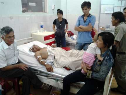 chém người, gây thương tích, nhạc phụ, chàng rể, lang bạt